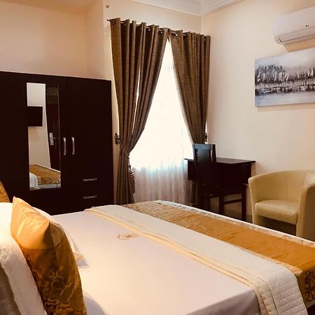 Labev Hotel 库马西 外观 照片