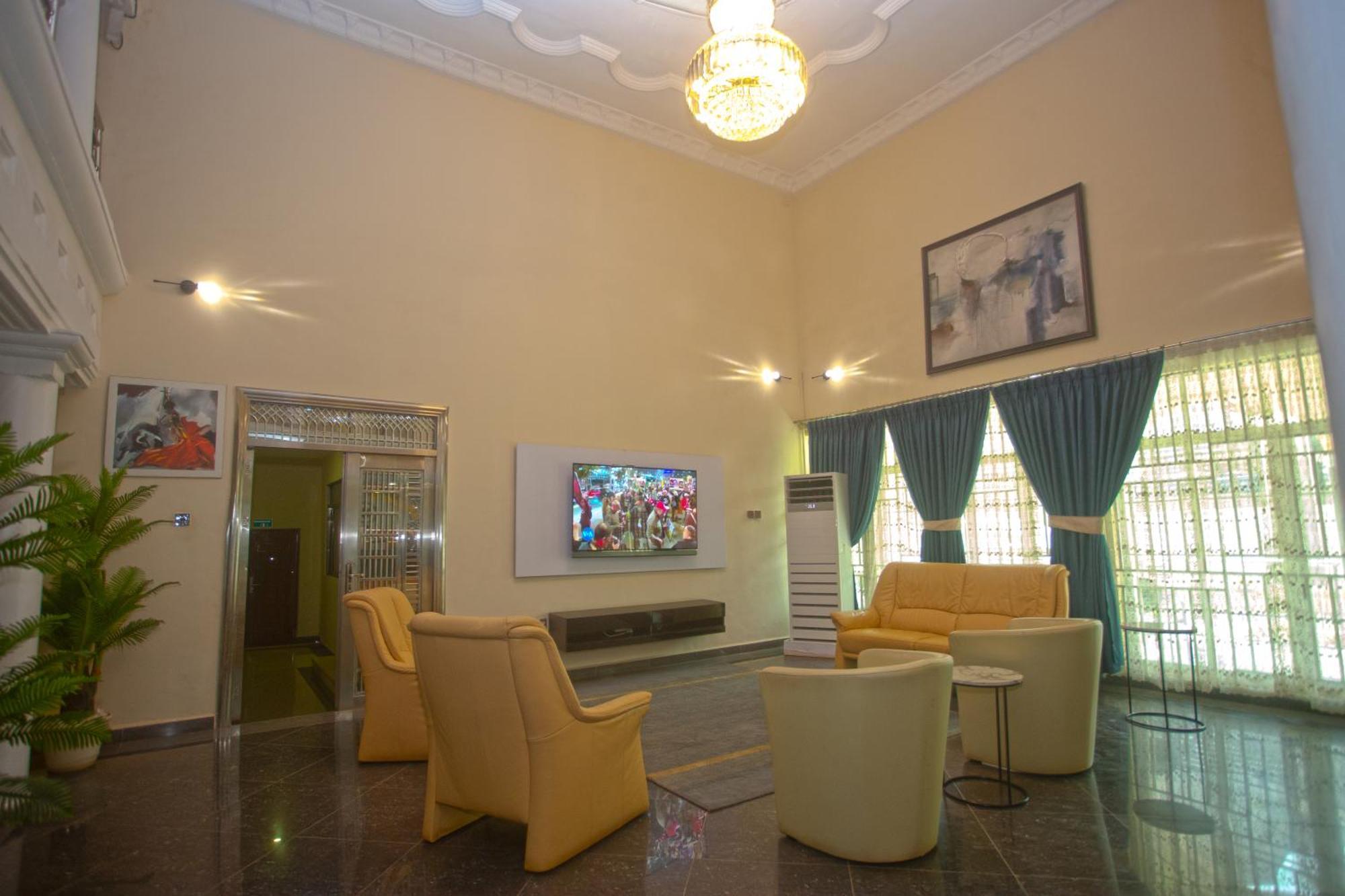 Labev Hotel 库马西 外观 照片