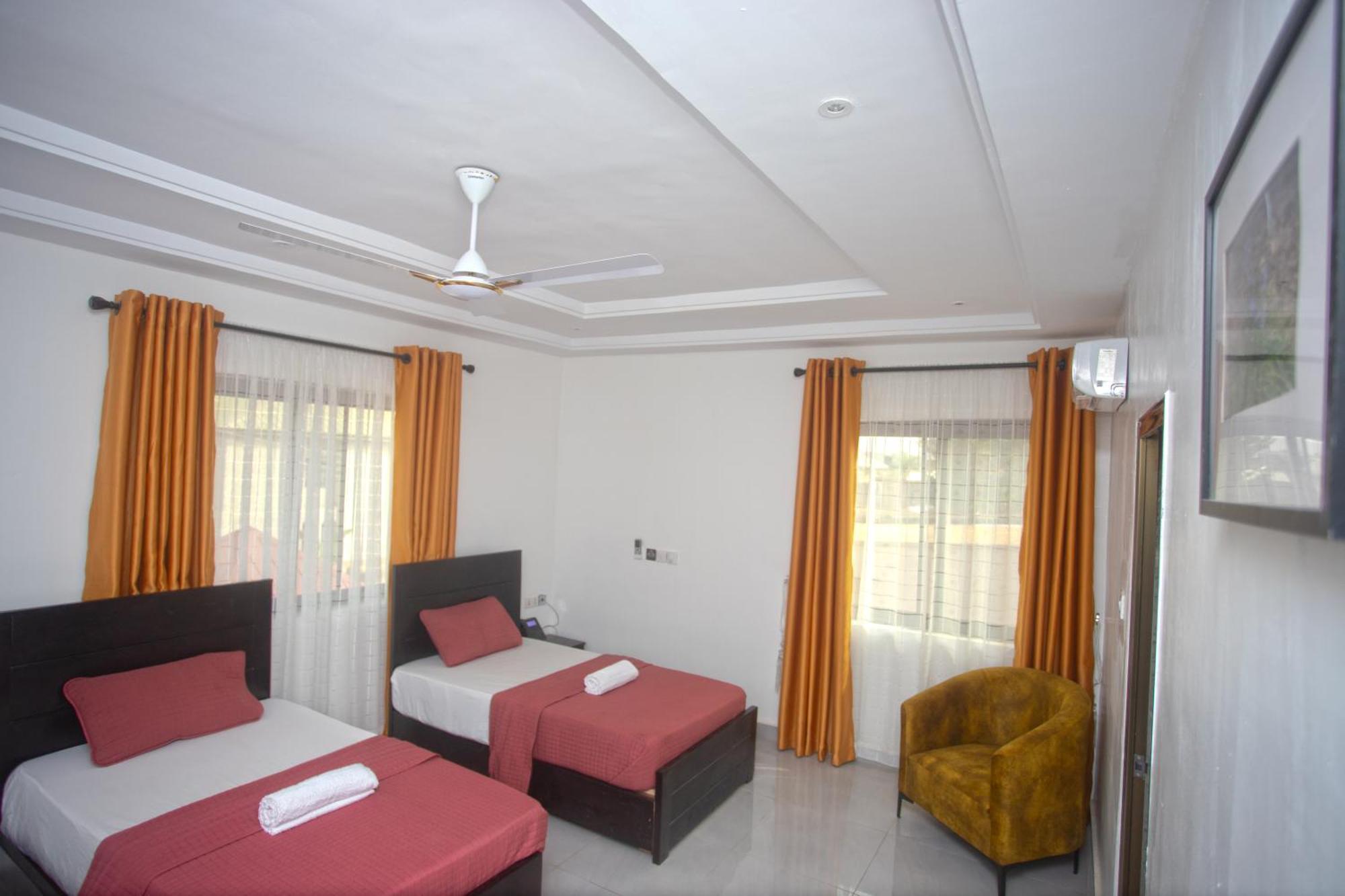 Labev Hotel 库马西 外观 照片