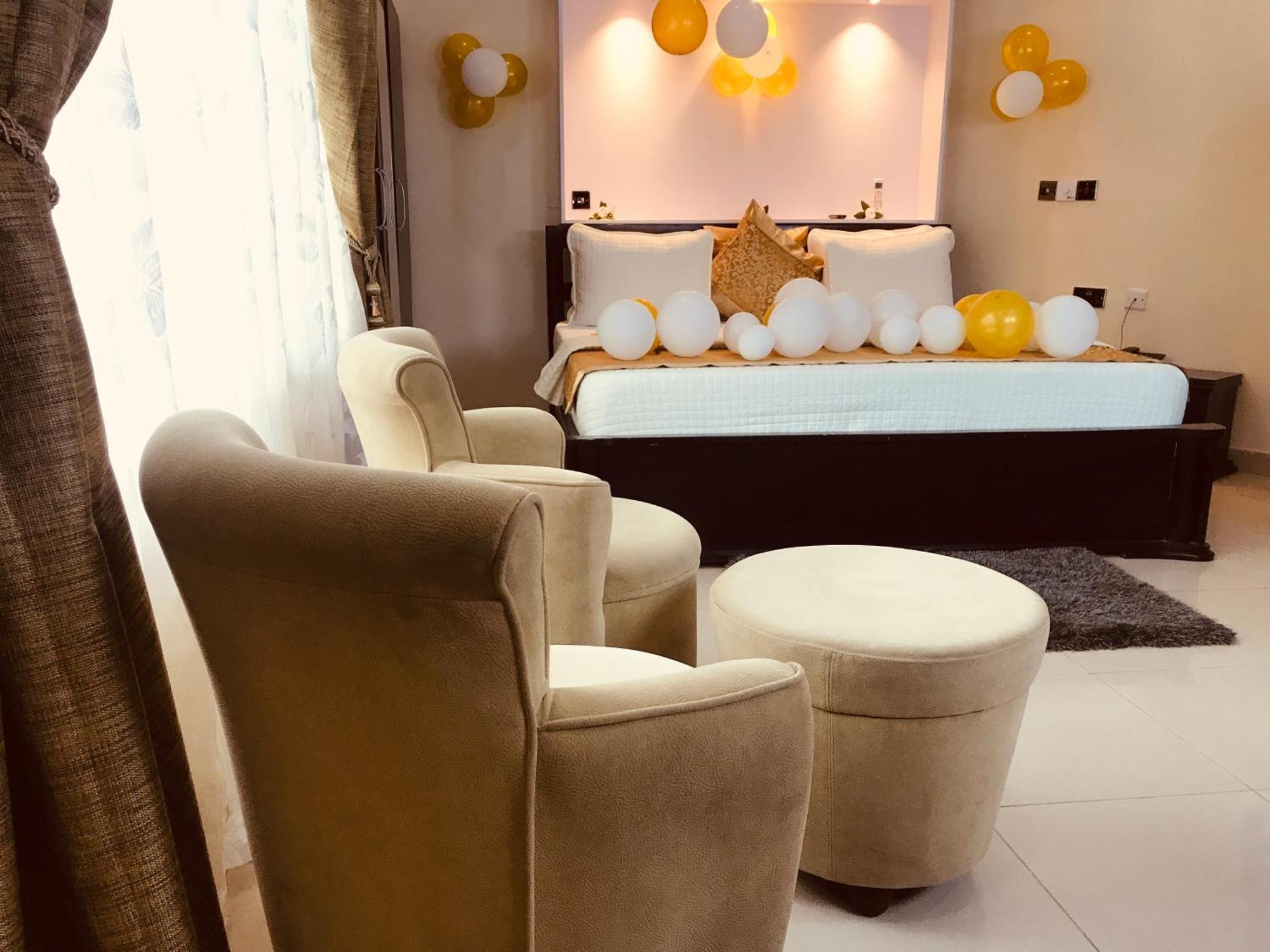Labev Hotel 库马西 外观 照片