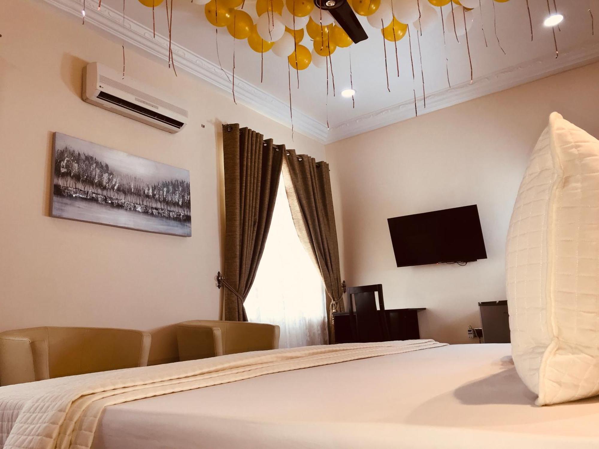 Labev Hotel 库马西 外观 照片